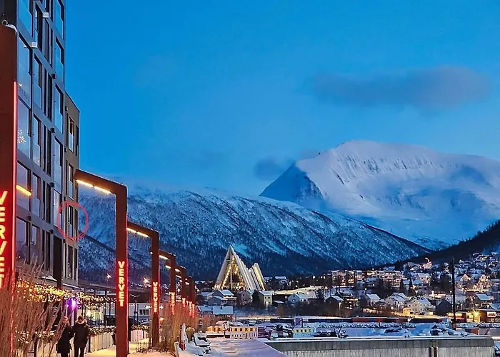 Leilighet At Vervet, View Of The Sea And The Town Tromsø