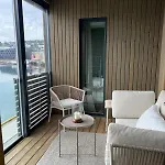 At Vervet, View Of The Sea And The Town * 特罗姆瑟
