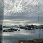 公寓 At Vervet, View Of The Sea And The Town
